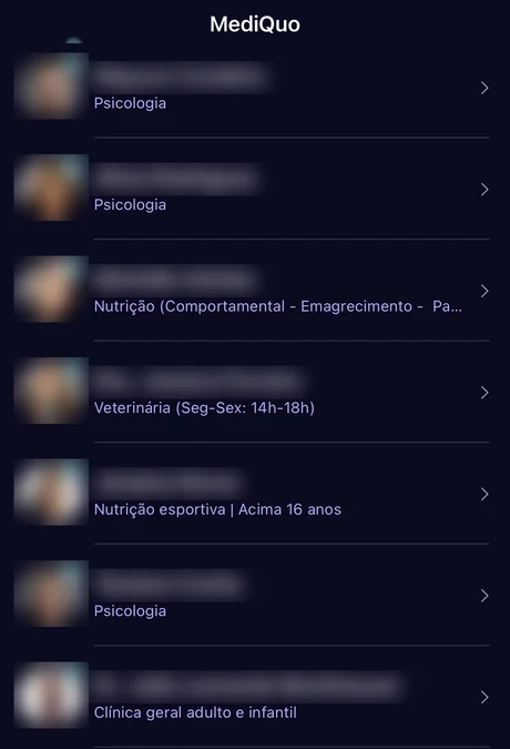 Tela do app MediQuo com a lista de profissionais disponíveis: psicologia, nutrição, veterinária e clínica geral adulto e infantil